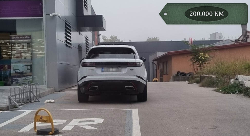 range rover velar.jpg